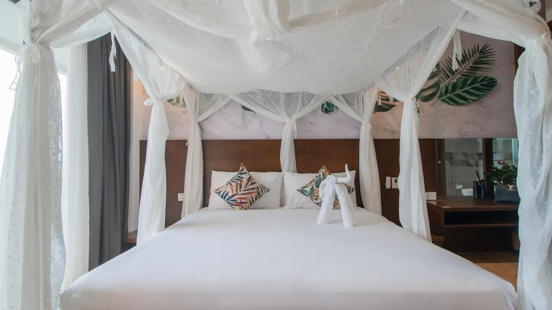 Nha Trang Oceanfront Luxury Villa Anh Nguyen
