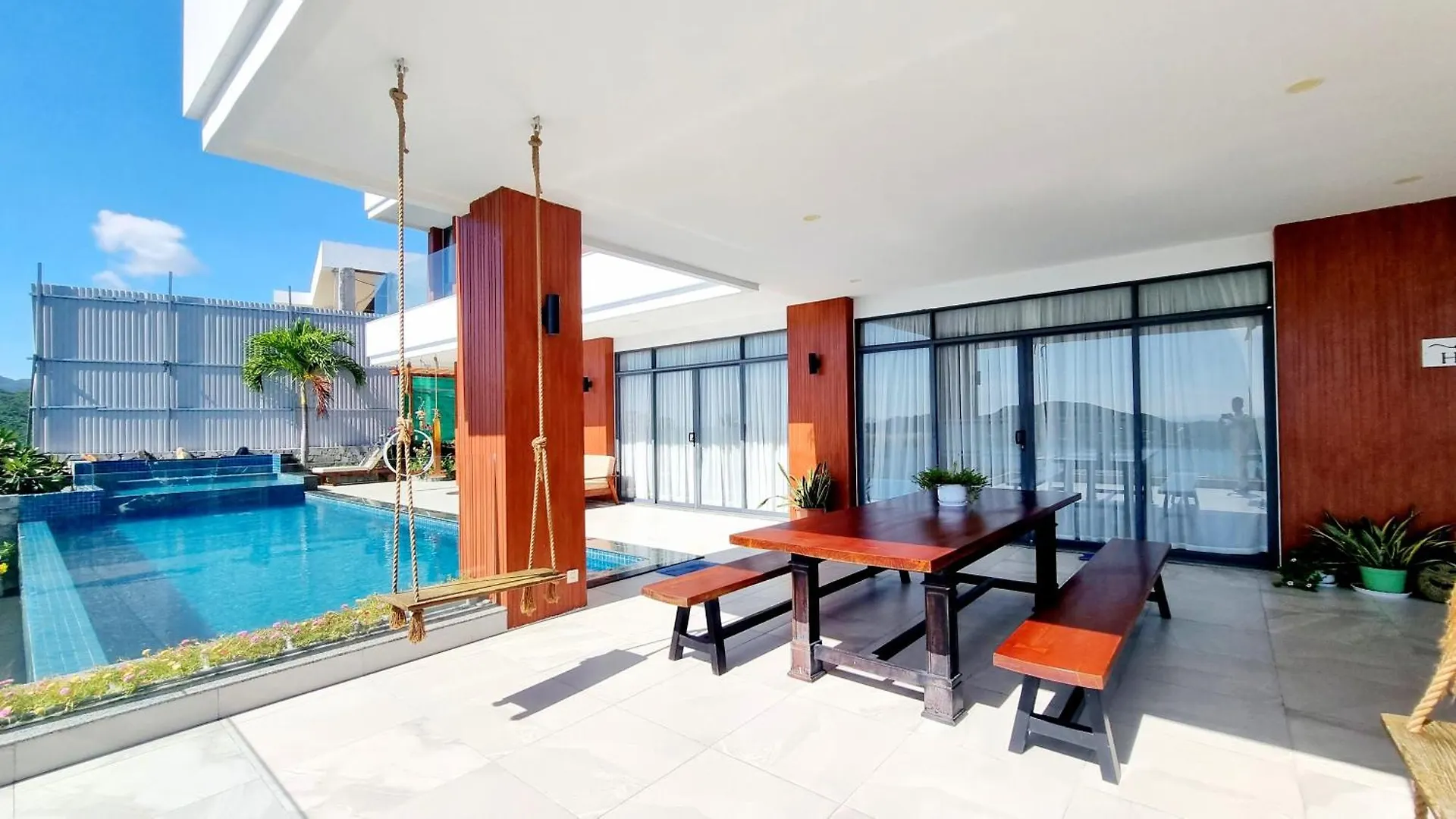 Nha Trang Oceanfront Luxury Villa Anh Nguyen 0*, נה טראנג