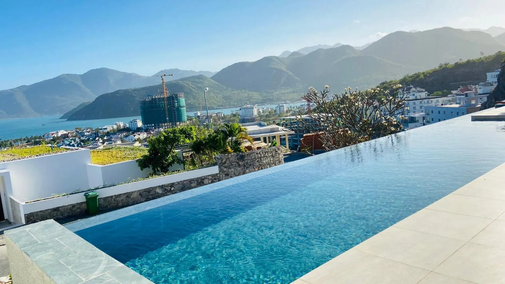 Nha Trang Oceanfront Luxury Villa Anh Nguyen 0*, נה טראנג וייטנאם