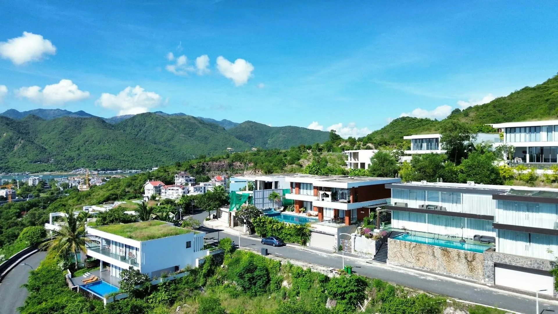 Nha Trang Oceanfront Luxury Villa Anh Nguyen וייטנאם