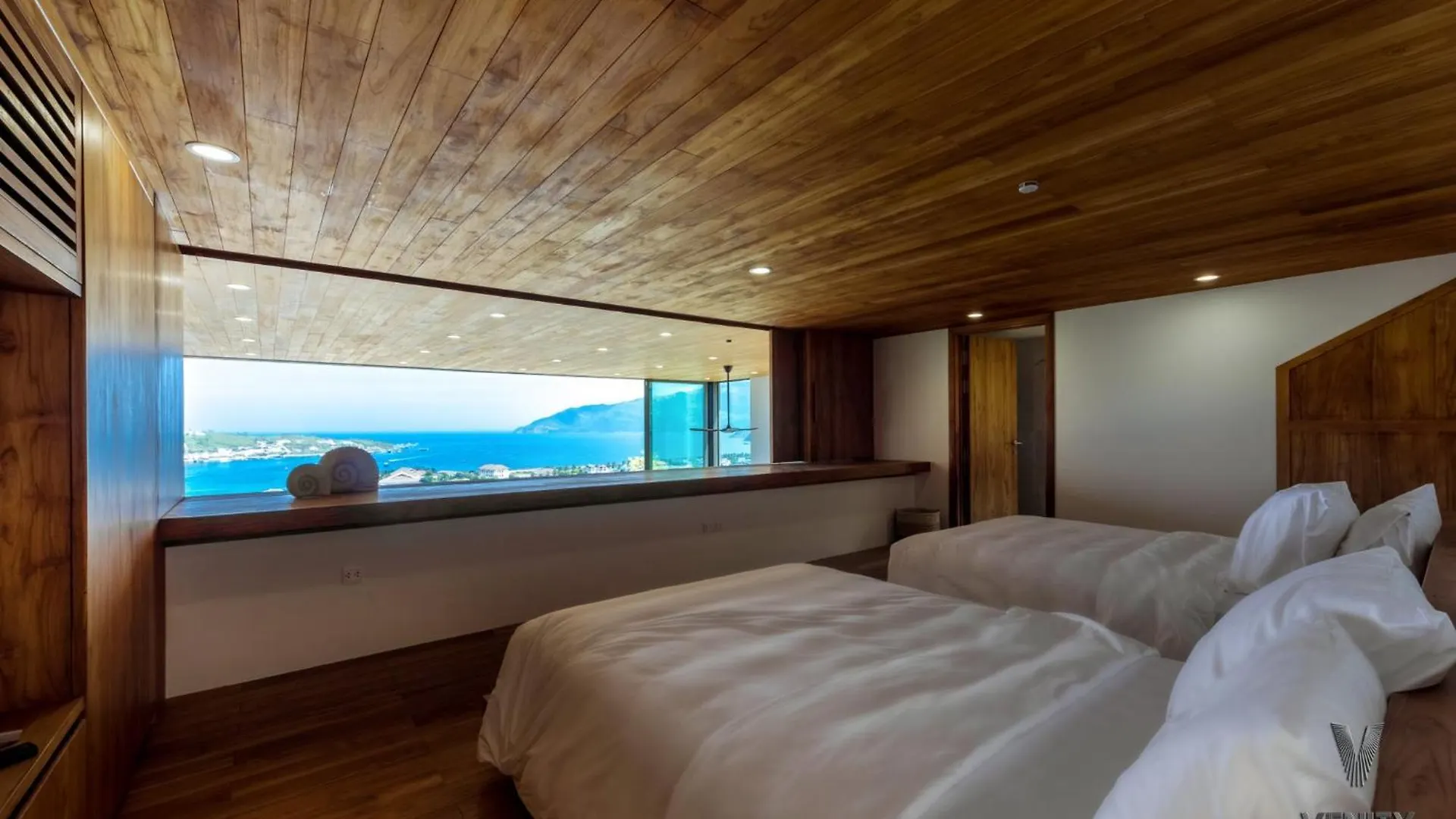 Nha Trang Oceanfront Luxury Villa Anh Nguyen 0*, נה טראנג