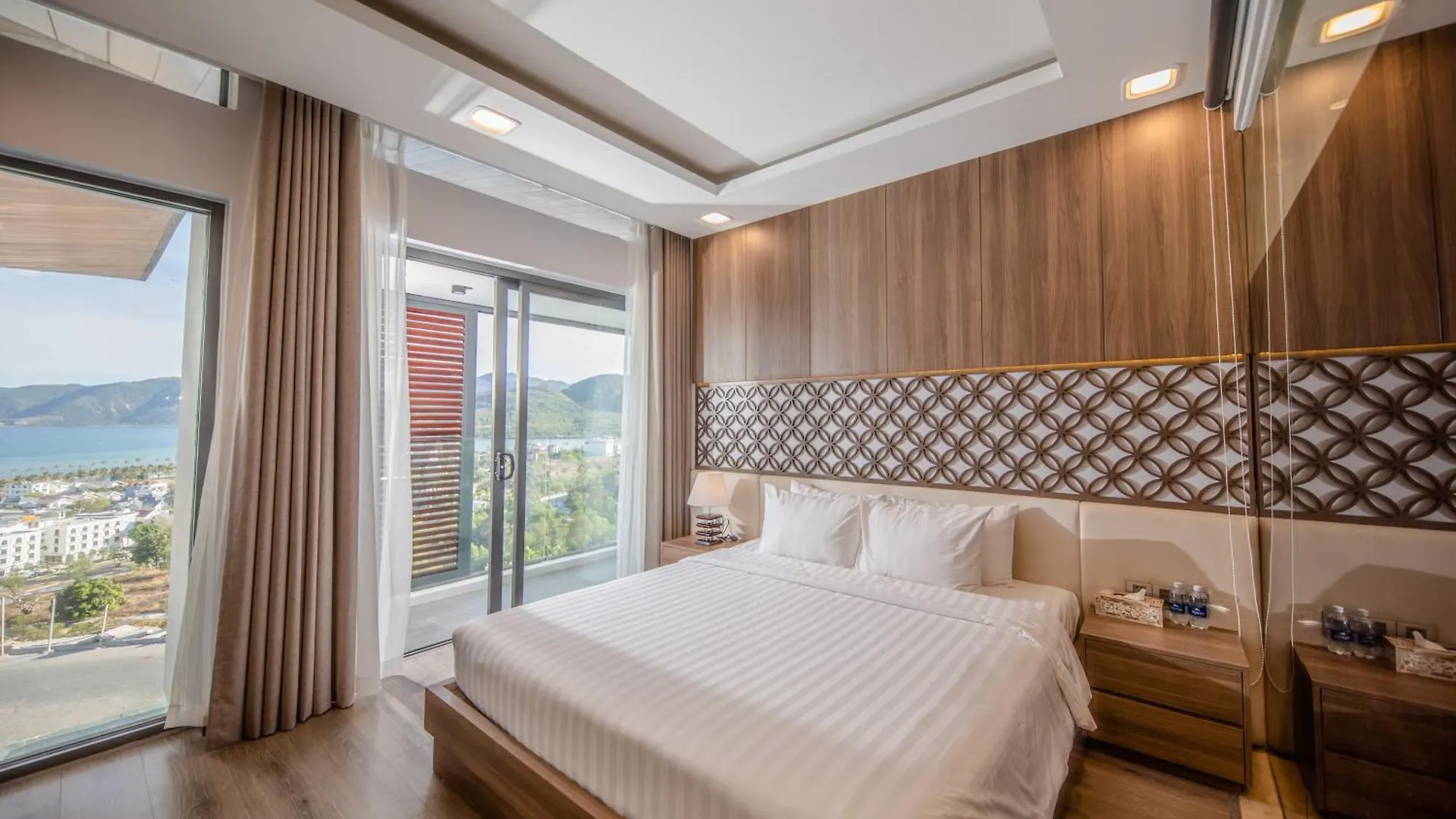 Nha Trang Oceanfront Luxury Villa Anh Nguyen